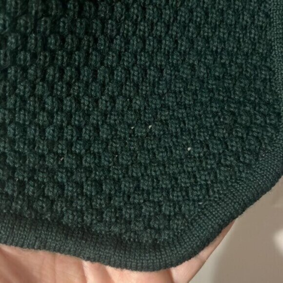 Classic Black and Red Women's Sweater - Picture 6 of 8